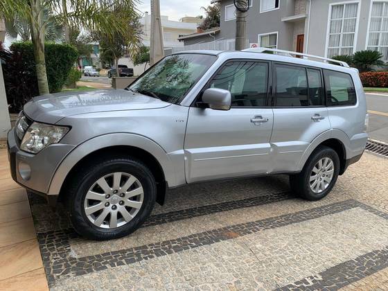 MITSUBISHI PAJERO FULL 3.8 HPE 4X4 V6 24V GASOLINA 4P AUTOMÁTICO